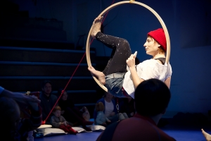 Im Himmel der Mond – auf der Welt die Musik 1 Moon Awooh_theaternuu (c) Lukas Maul 01_300 dpi