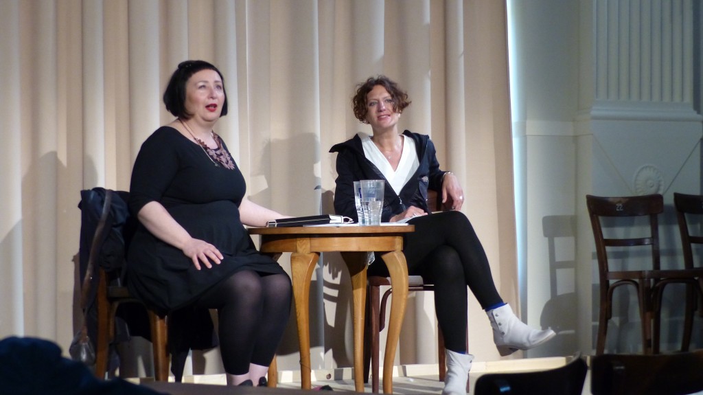 Das kalte Land 7 Julya Rabinowich und Anna Maria Krassnigg  beim spiel.ball im Thalhof (c) European Cultural News