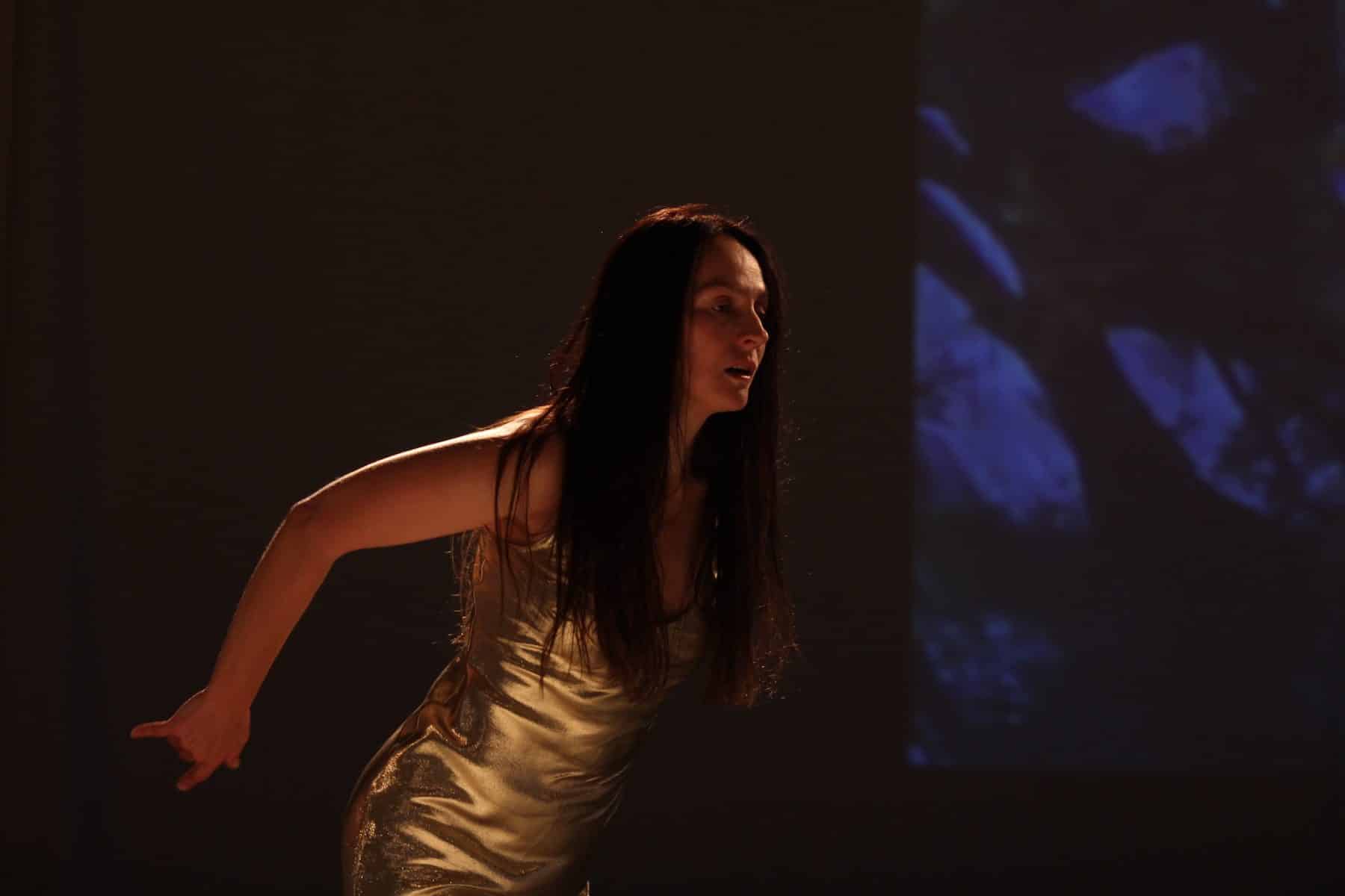 judit-keri-the-queen-and-the-eggs-c-daniel-szandtner