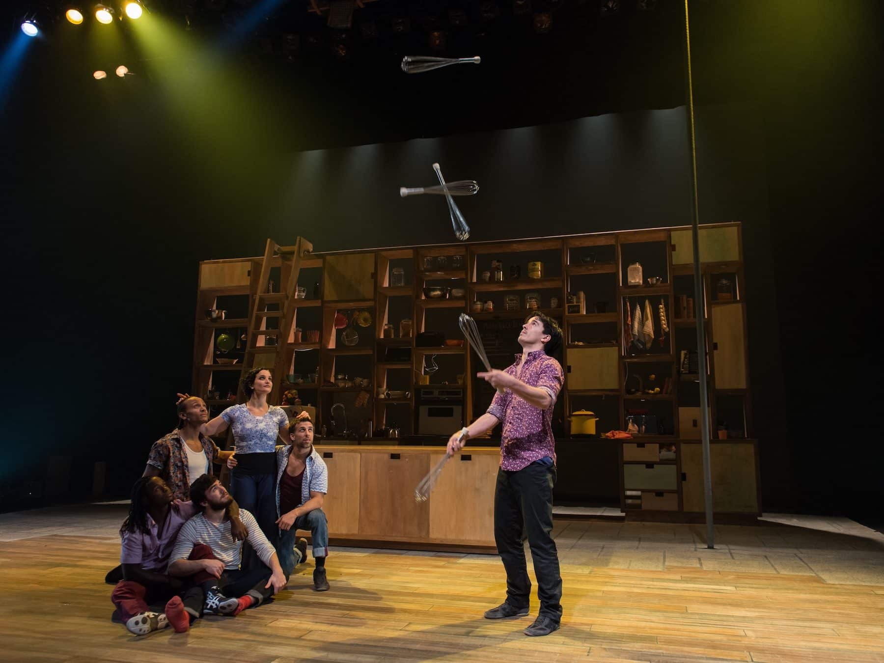 Präzise wie ein Uhrwerk mit sieben Fingern 2 Les 7 doigts de la main (c) Alexandre Galliez