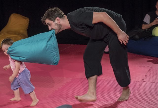 Theater für die Allerkleinsten ist ganz schön anstrengend 3 BAJA BUF 1 c Rainer Berson