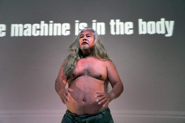 Alles fake-dance, oder was? 2 14 AmandaPina DanielZimmermann nadaproductions WAR 11 c nadaproductions