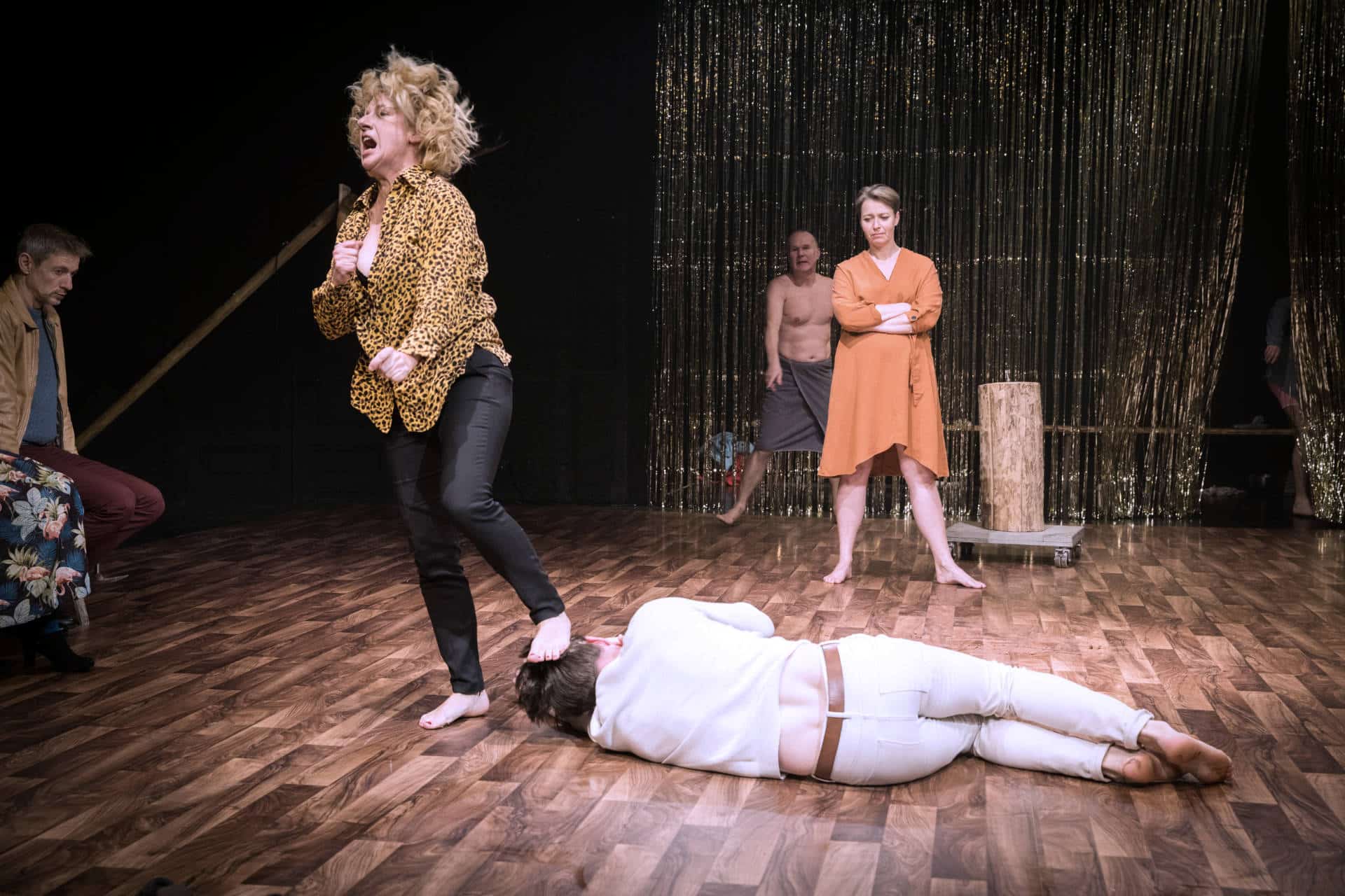 Eine brisante Auszeit 7 DerUntergangdesoesterreichischenImperiusm c AnnaStoecher 7385