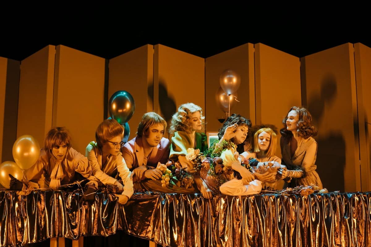 Zwiegespraech c Susanne Hassler Smith HP 142